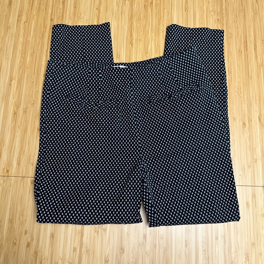🖤 Anthropologie Essential Slim trousers